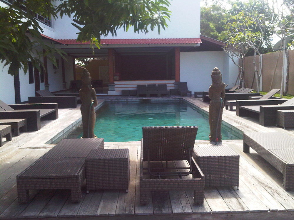 Mirah Hostel Legian Esterno foto